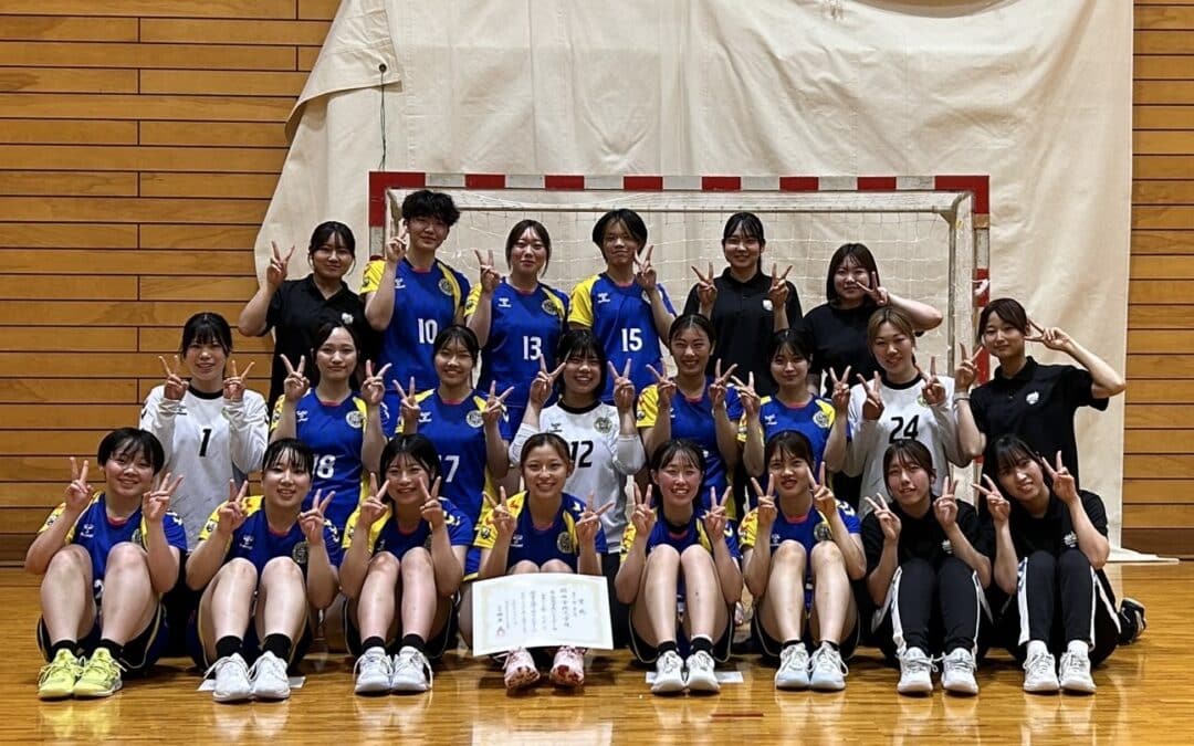 女子ハンドボール部　秋リーグ準優勝